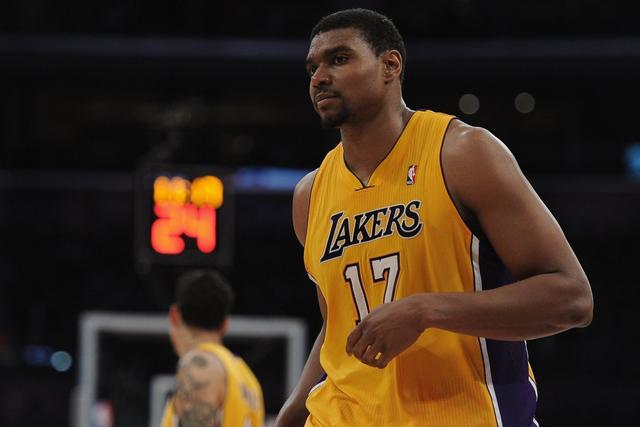 国乒首轮战绩分化，外协选手逆袭展现实力